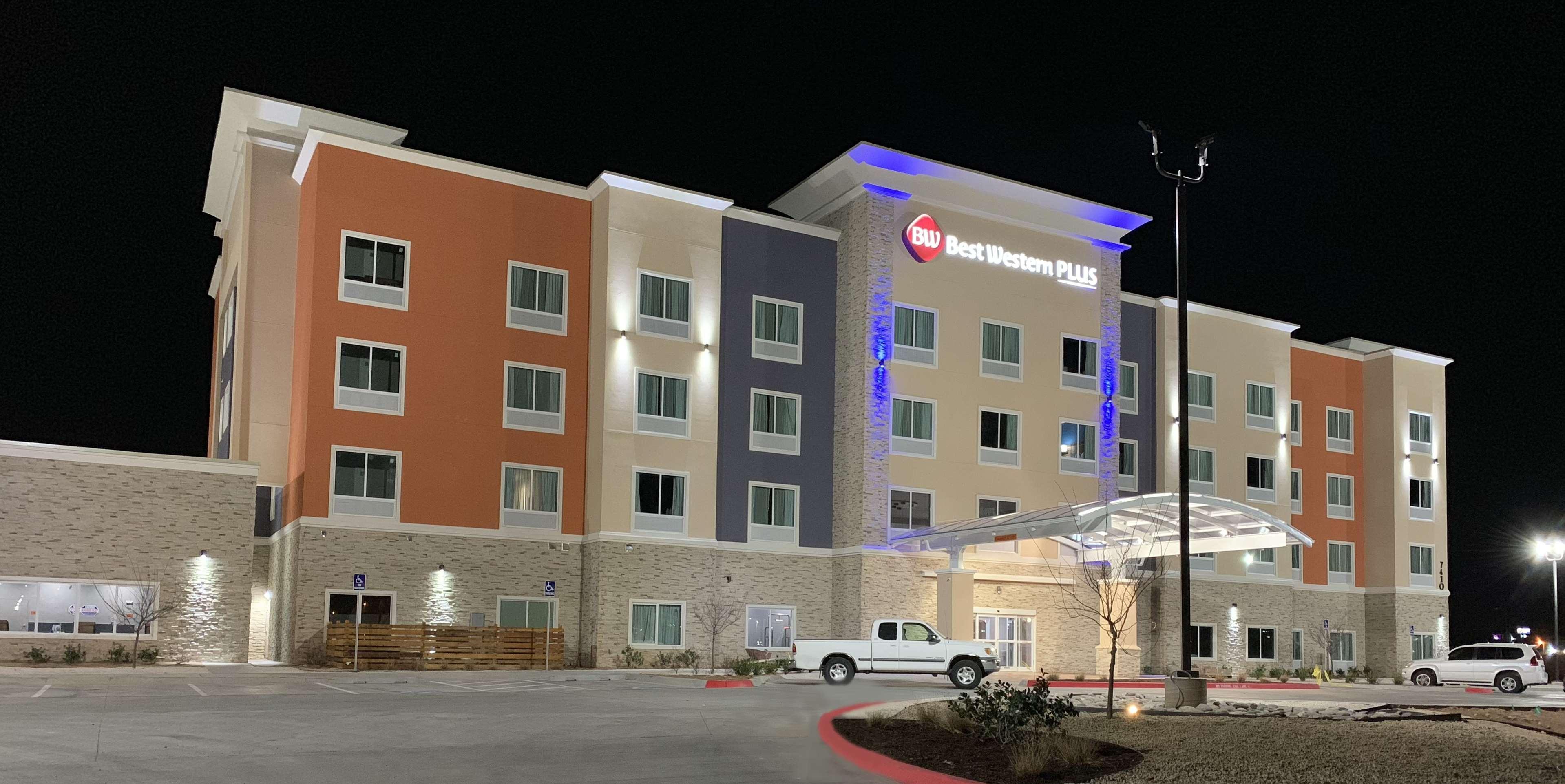 Best Western Plus Coweta's 1st Hotel Exterior foto
